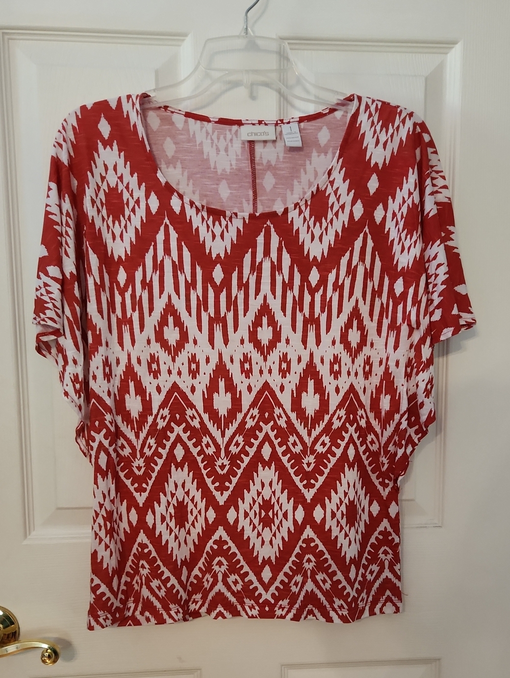 Cherokee Red & White Aztec-Style Short Sleeve Top EUC Size Medium